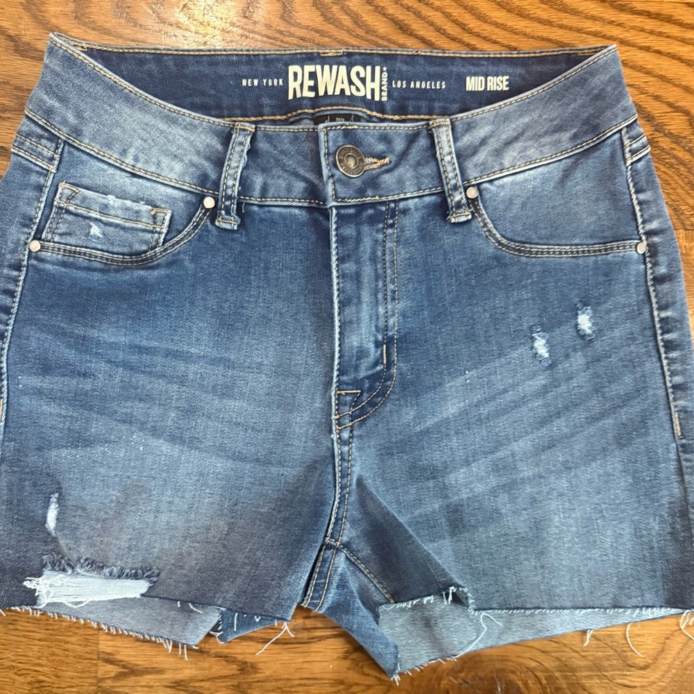 Rewatch Denim Shorts. Raw hem. Distressed. Size 1/25.